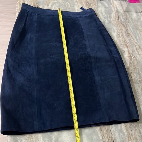 Vintage Blue Suede Skirt - Picture 6 of 11